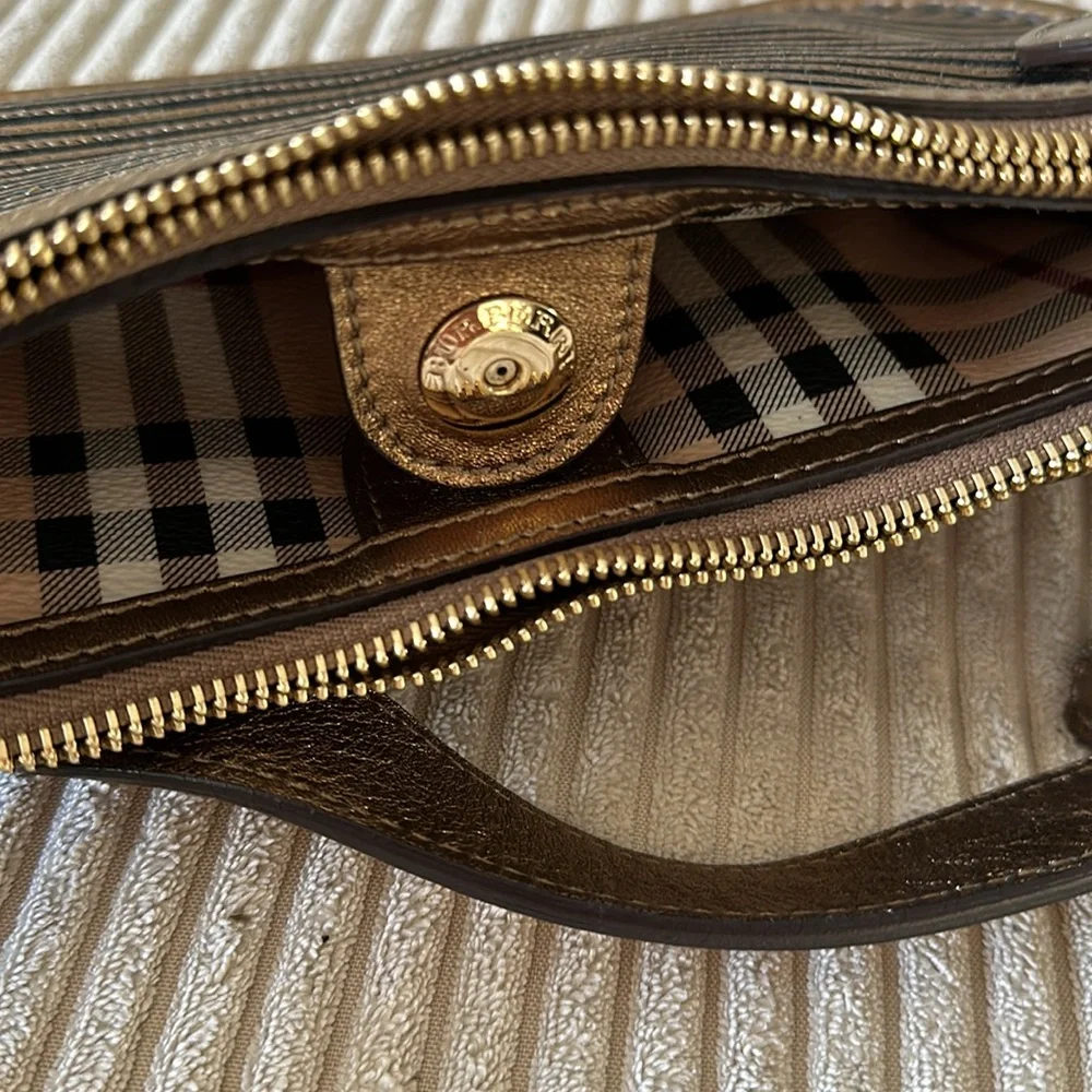 Burberry Lollard Shoulder/Clutch Bag - Picture 10 of 14